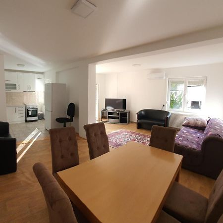 Big Apartman - Free Parking Vranje Kültér fotó